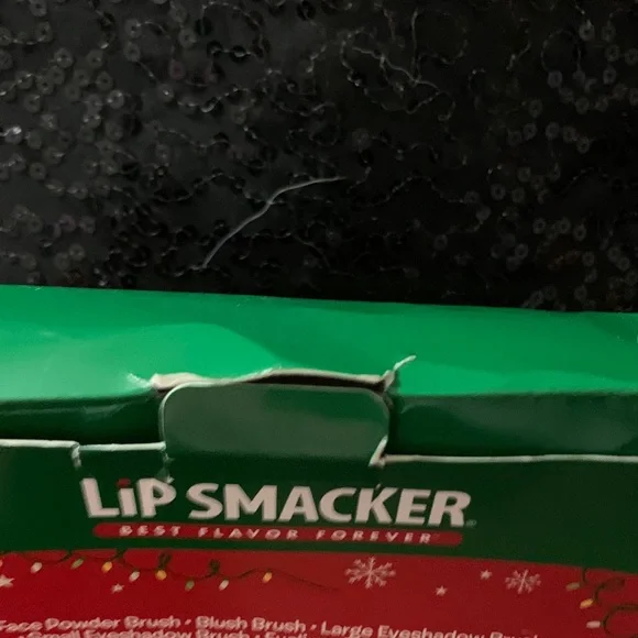 Lip Smacker Holiday Makeup Brush Set - Red - Picture 5 of 8